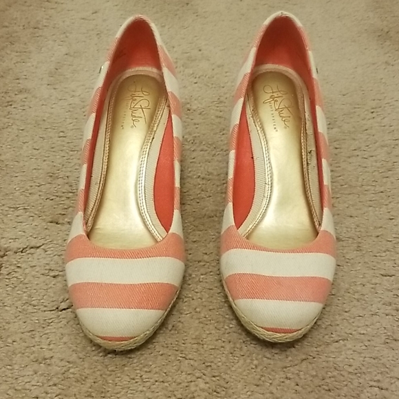 Lifestride SoftSystem Coral/Cream Wedge Espadrille - Picture 1 of 5